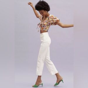 NWT! Pilcro Anthropologie Slim 70s High-Rise Crop Flare White Jeans -🍓🍍